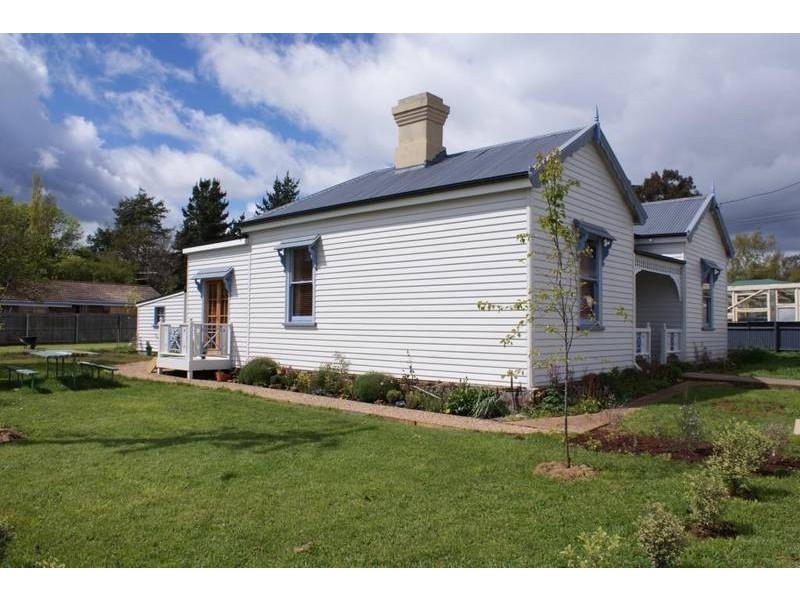 6 Railway Street, Deloraine TAS 7304