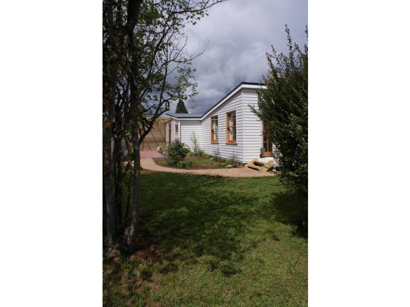 6 Railway Street, Deloraine TAS 7304