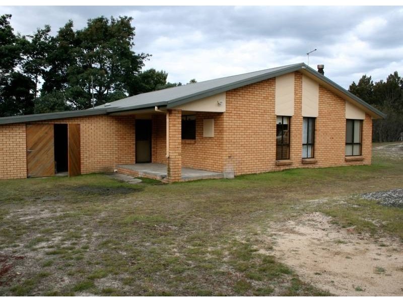 1588 Coles Bay Road, Coles Bay TAS 7215