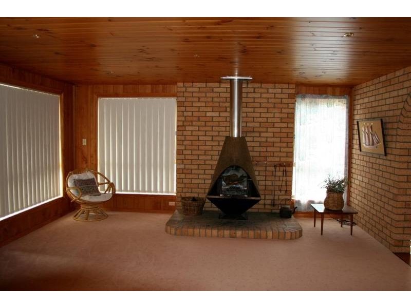1588 Coles Bay Road, Coles Bay TAS 7215