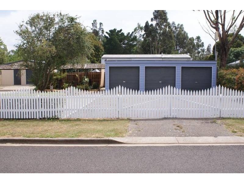 2 Church Street, Cressy TAS 7302