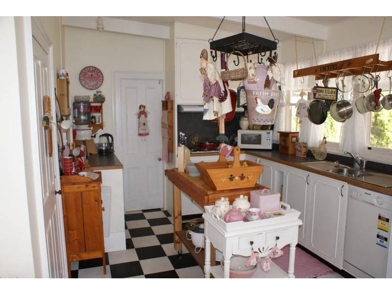 2 Church Street, Cressy TAS 7302