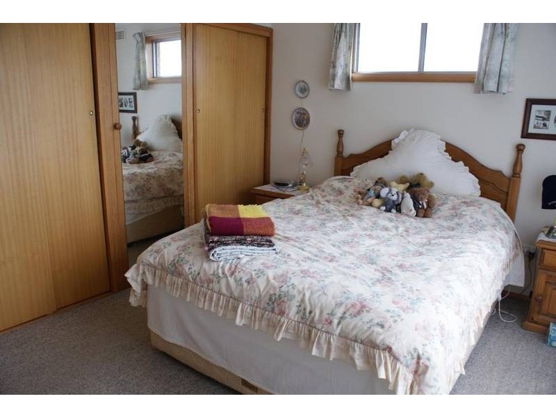 10 Winter Street, Deloraine TAS 7304