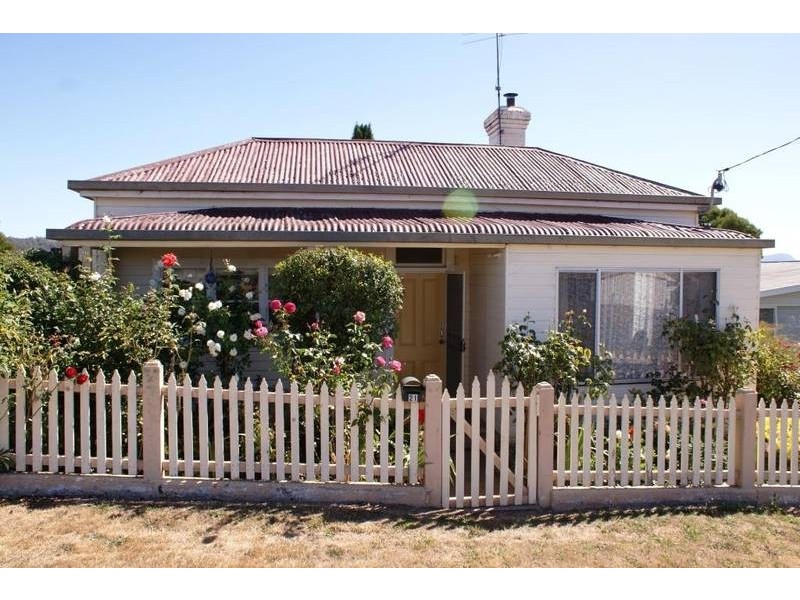 21 East Church Street, Deloraine TAS 7304