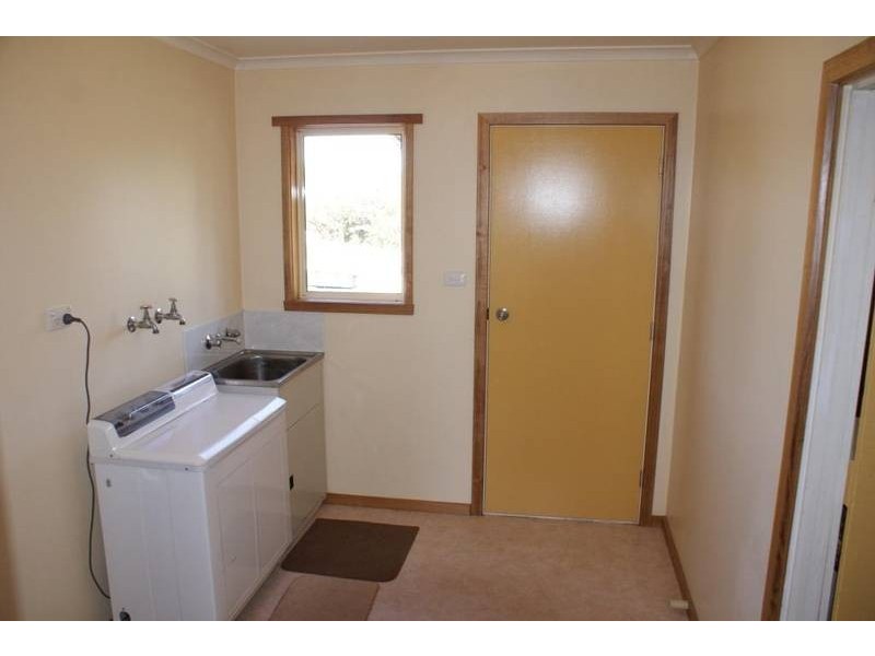21 East Church Street, Deloraine TAS 7304
