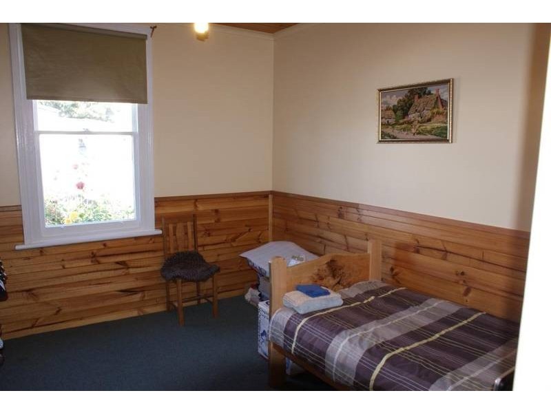 21 East Church Street, Deloraine TAS 7304