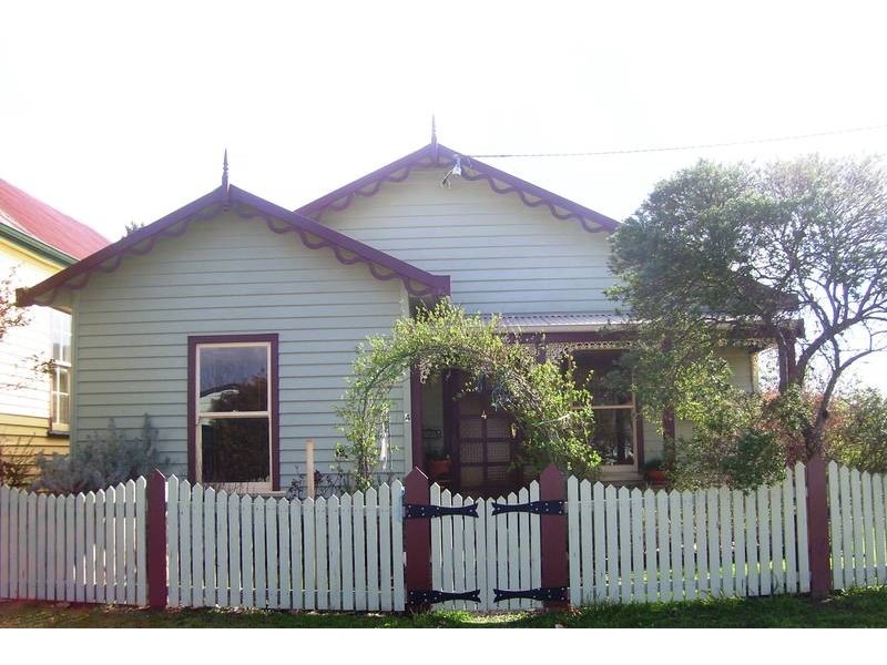 4 Hall Street, Mole Creek TAS 7304