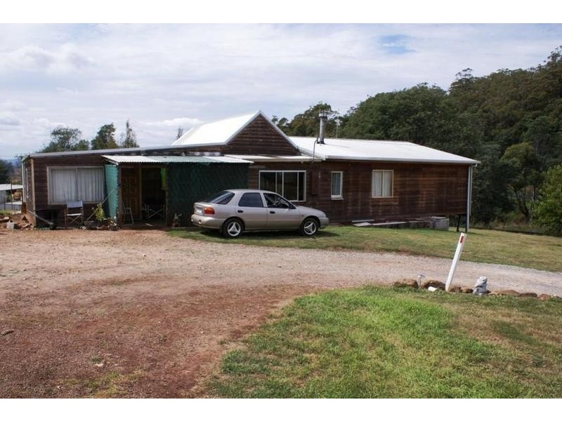 900 Mole Creek Road, Deloraine TAS 7304