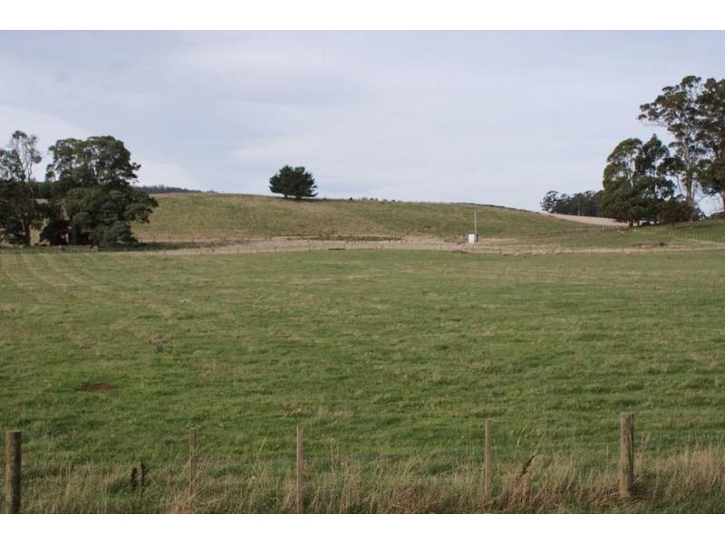 5284 Bass Highway, Deloraine TAS 7304