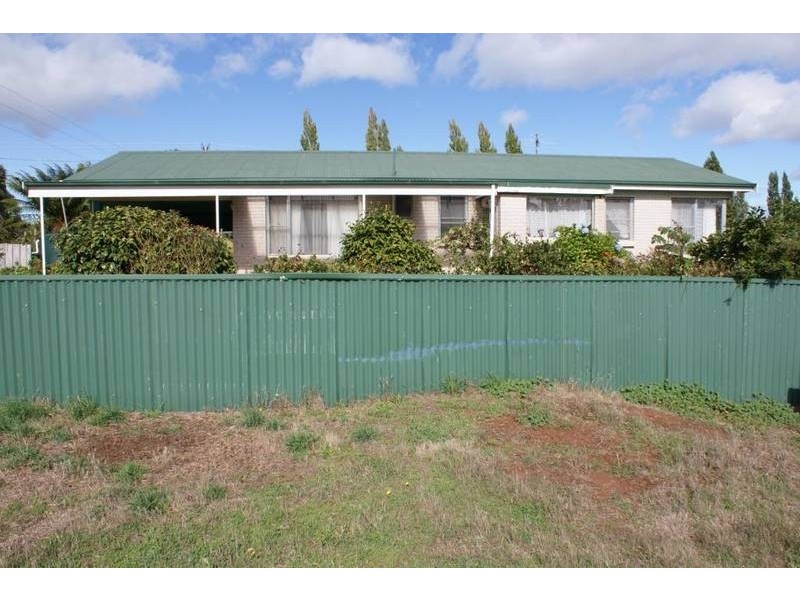 5284 Bass Highway, Deloraine TAS 7304