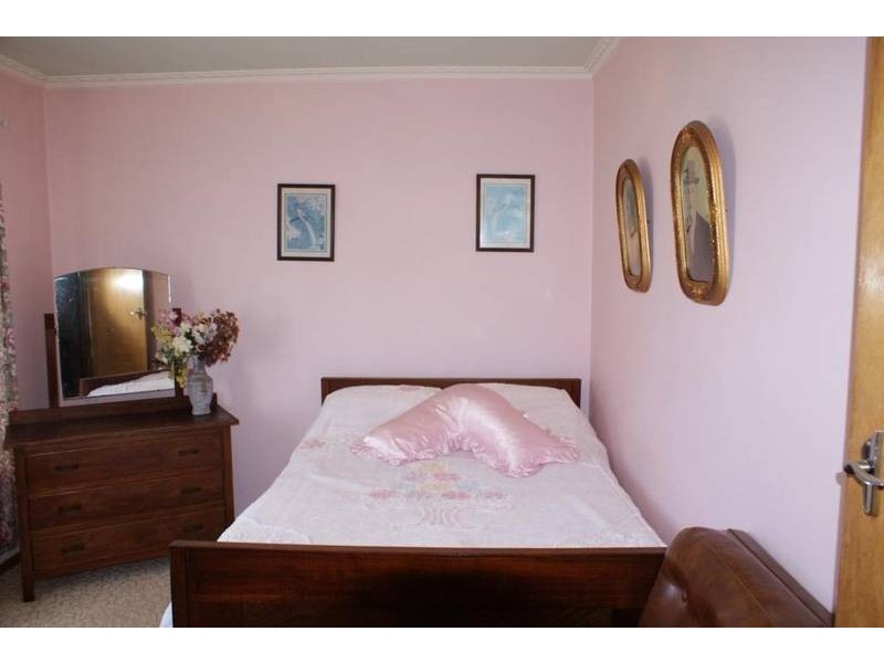 5284 Bass Highway, Deloraine TAS 7304