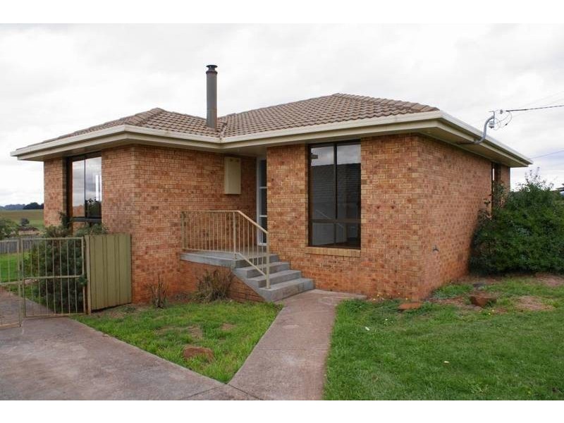 Deloraine TAS 7304
