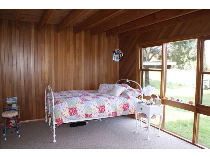 9 Dynans Bridge, Weegena TAS 7304