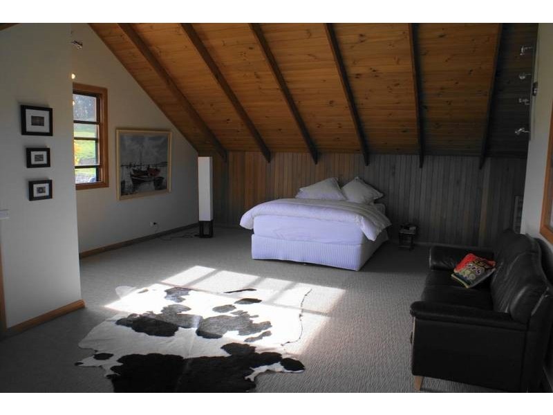 9 Dynans Bridge, Weegena TAS 7304