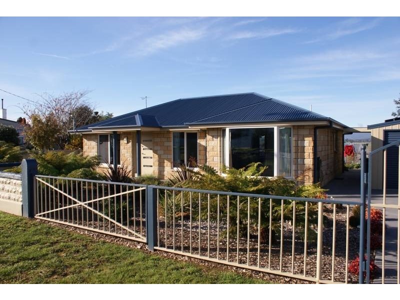 52 Winter Street, Deloraine TAS 7304