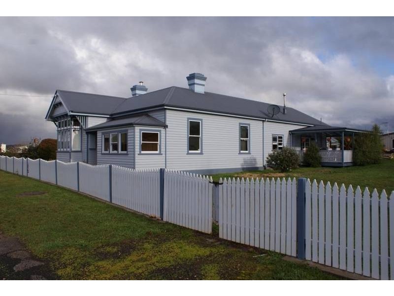 4 Best Street, Deloraine TAS 7304