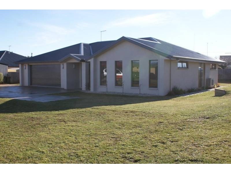 7 Casey Court, Deloraine TAS 7304
