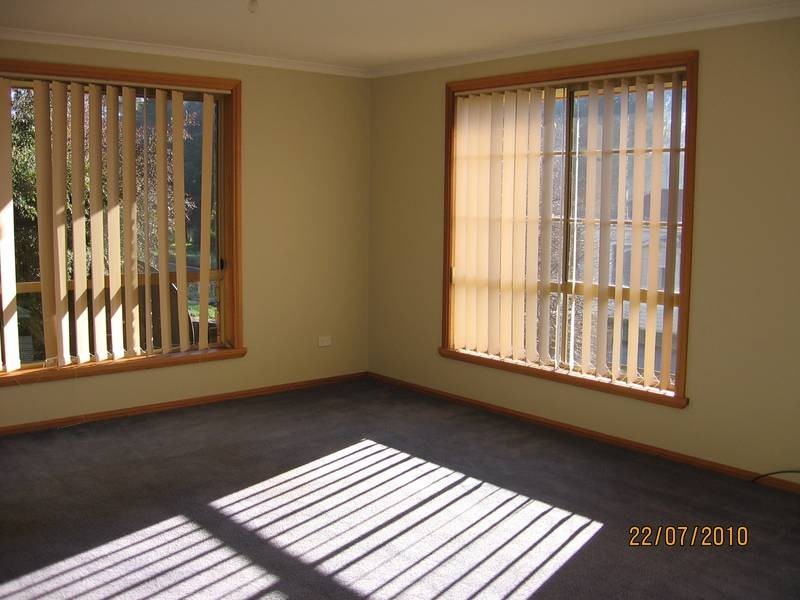 1/4/ Bonney Street, Deloraine TAS 7304