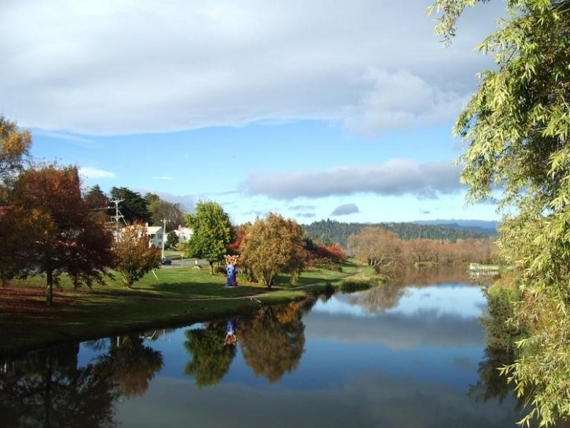 19 West Parade, Deloraine TAS 7304