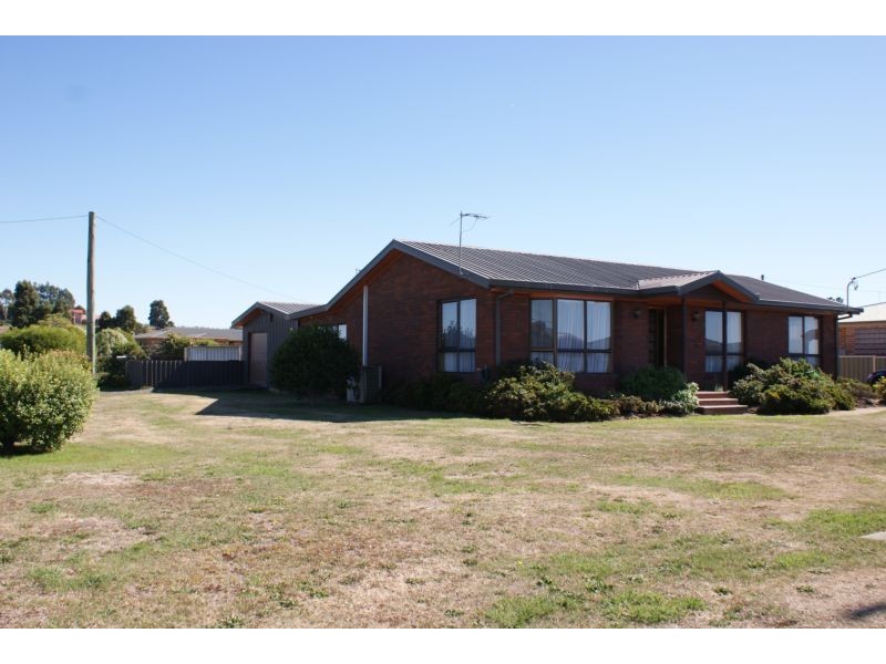 45 Dry Street, Deloraine TAS 7304