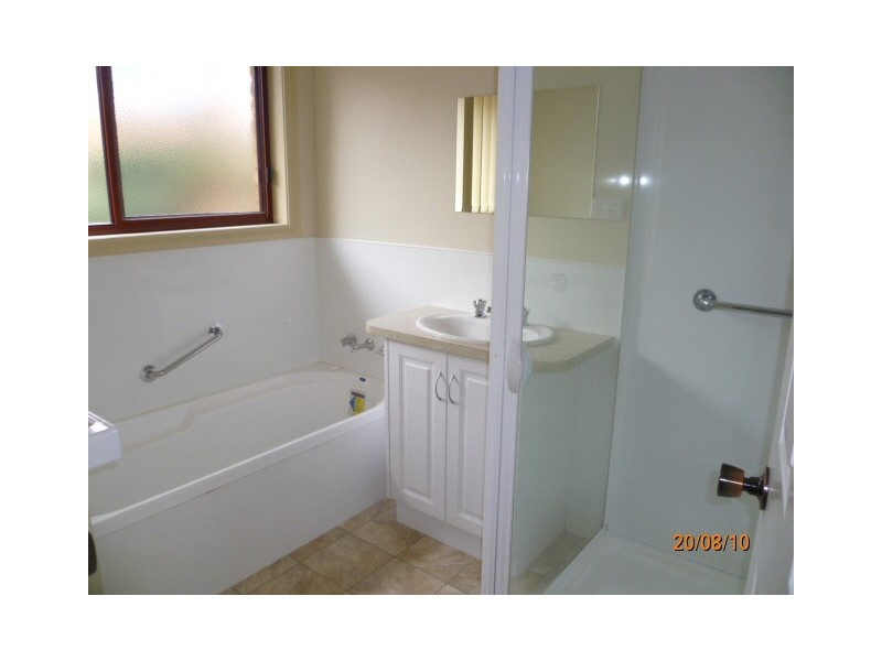 2/2 Bonney Street, Deloraine TAS 7304