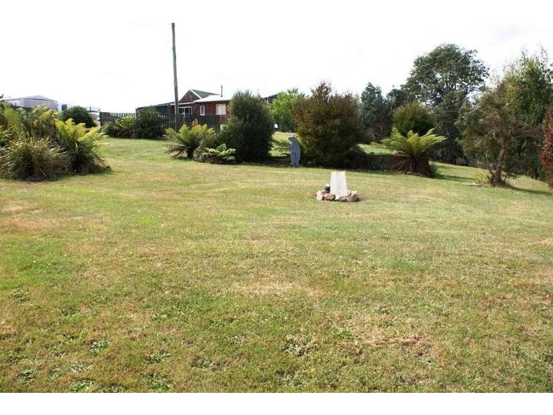 900 Mole Creek Road, Deloraine TAS 7304