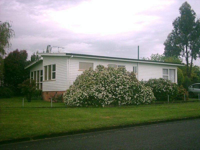 143 Emu Bay Road, Deloraine TAS 7304