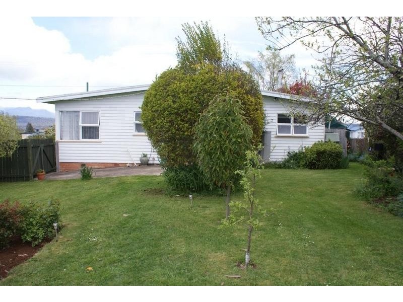 143 Emu Bay Road, Deloraine TAS 7304