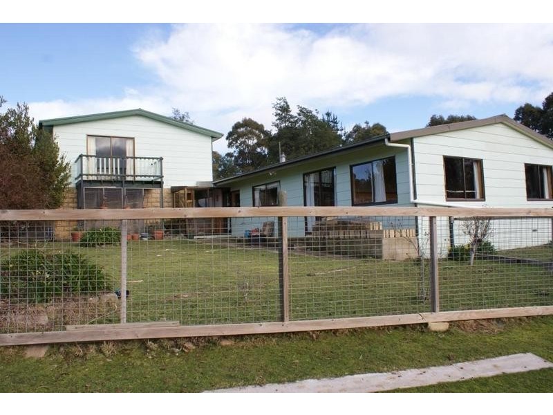 75 Kelly’s Cage Road, Weegena TAS 7304