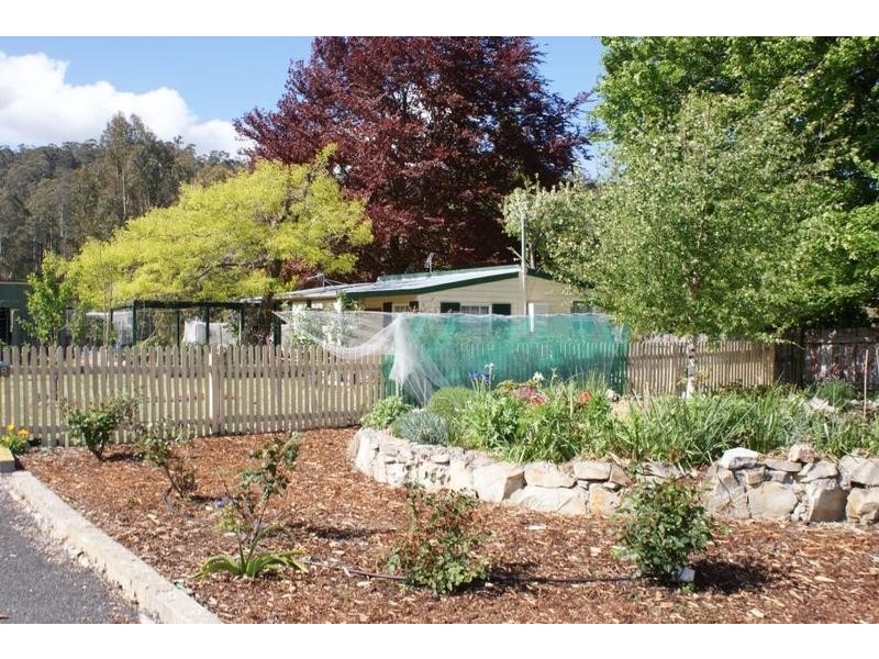 28 pioneer drive, Mole Creek TAS 7304
