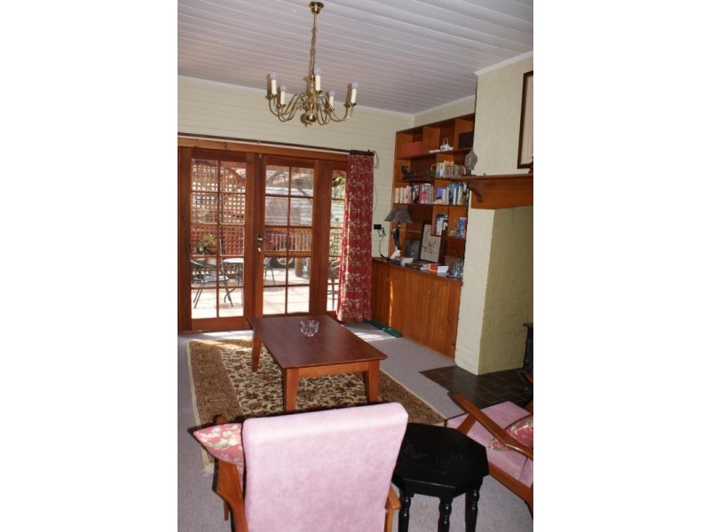 16 Lyall Street, Westbury TAS 7303