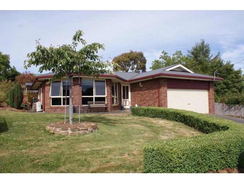 9 Blake Street, Deloraine TAS 7304