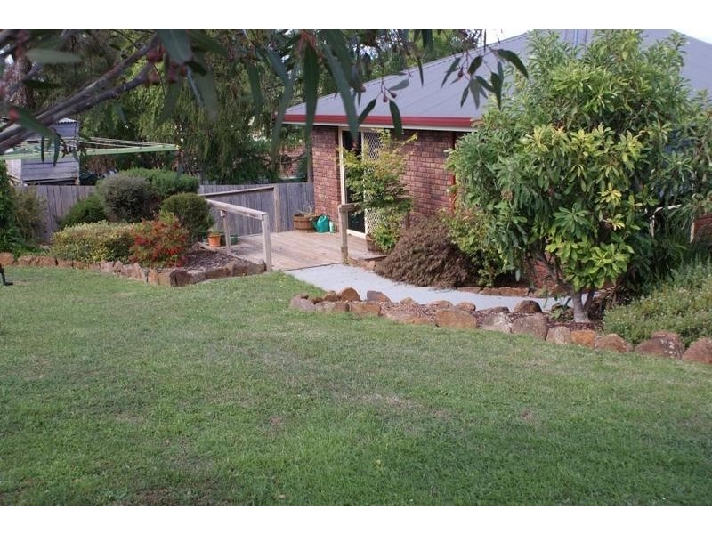 9 Blake Street, Deloraine TAS 7304