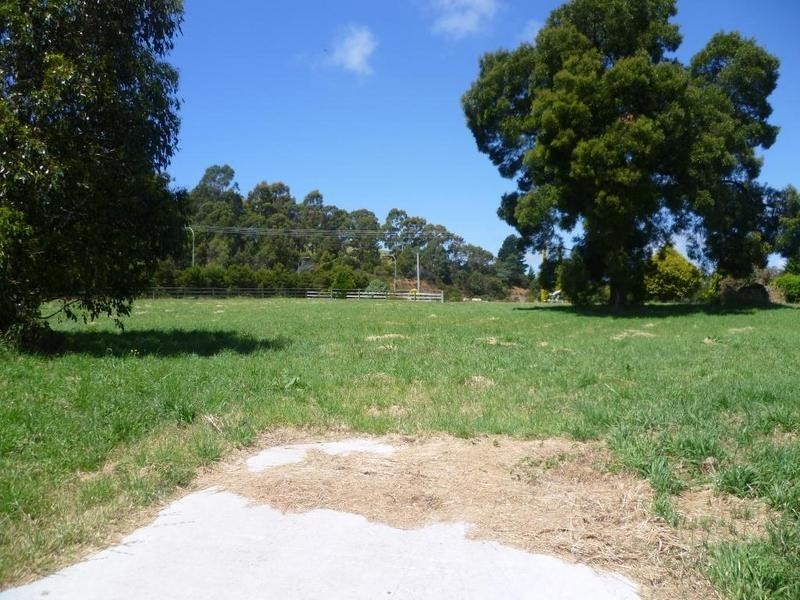 12 Knights road, West Ulverstone TAS 7315