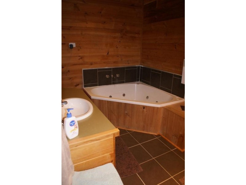 1876 mole creek road, Mole Creek TAS 7304