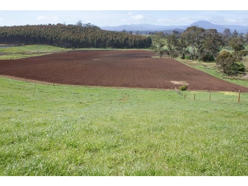 5093 Bass Highway, Deloraine TAS 7304