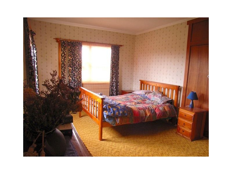 15 East Church Street, Deloraine TAS 7304