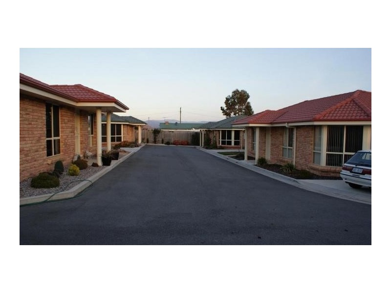 1/151 Emu Bay Road, Deloraine TAS 7304