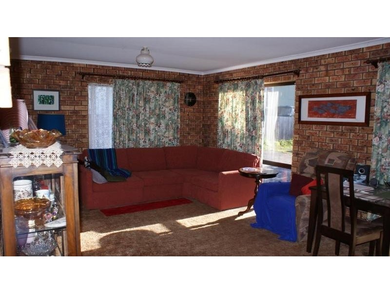 2/21 Lansdowne Place, Deloraine TAS 7304