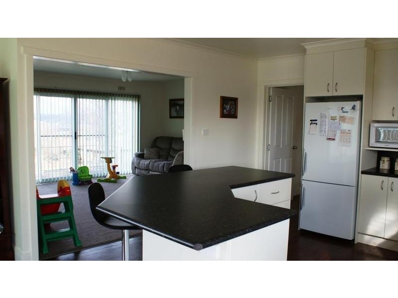 41 Beefeater Street, Deloraine TAS 7304