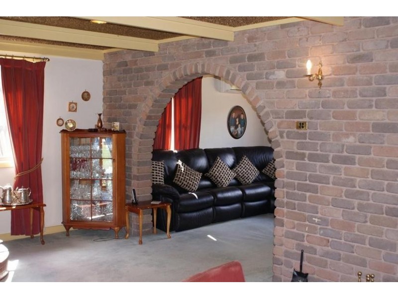 85 West Barrack Street, Deloraine TAS 7304