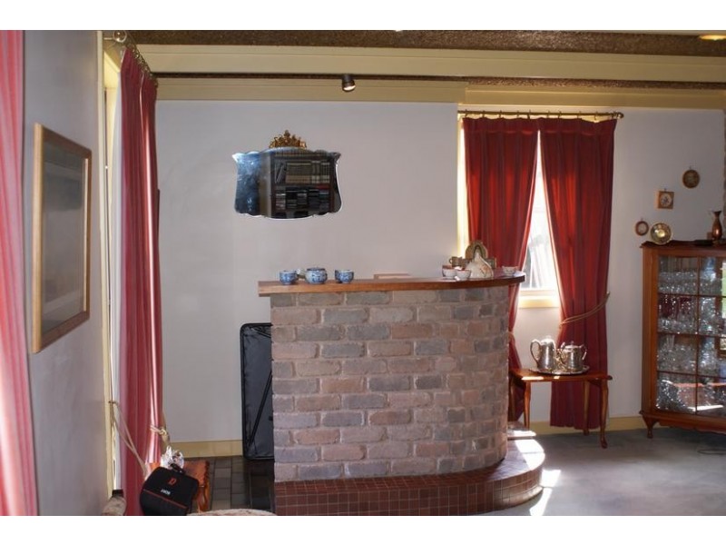 85 West Barrack Street, Deloraine TAS 7304