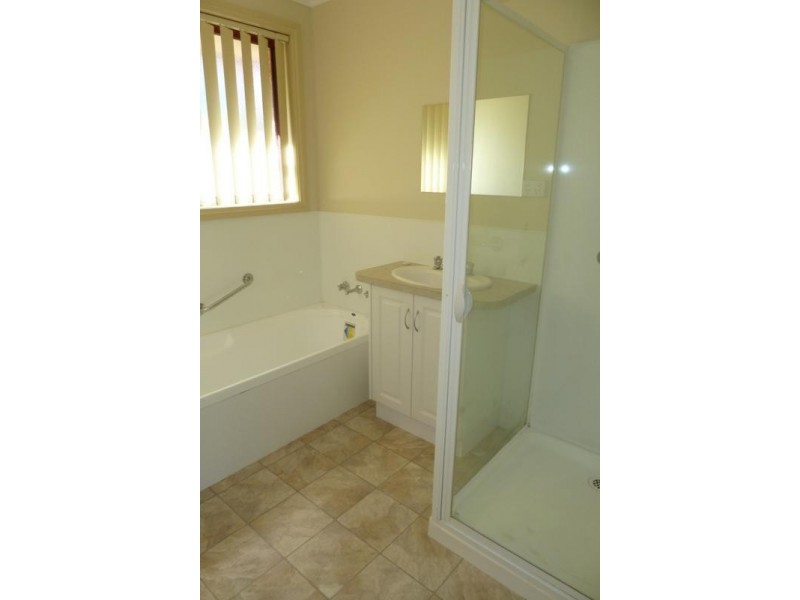 2/2 Bonney Street, Deloraine TAS 7304