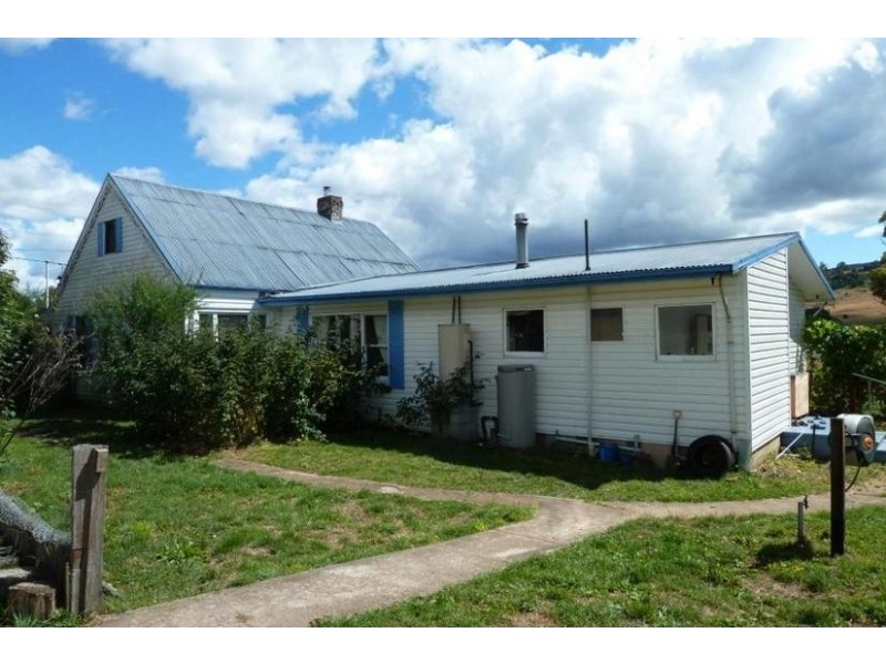 35 Caveside Road, Mole Creek TAS 7304
