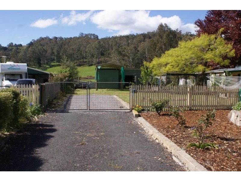 28 Pioneer Drive, Mole Creek TAS 7304