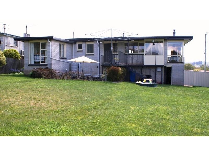32 Pultney Street, Deloraine TAS 7304
