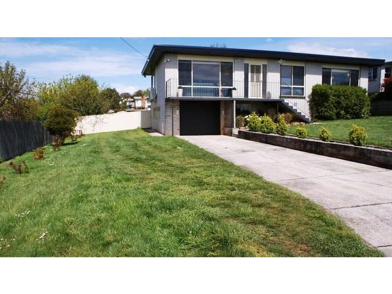 32 Pultney Street, Deloraine TAS 7304