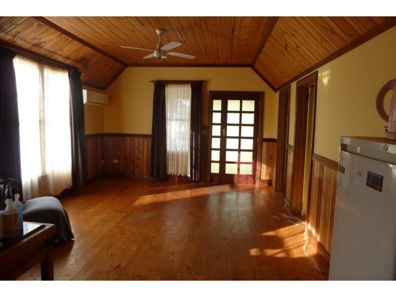 4 Hall Street, Mole Creek TAS 7304