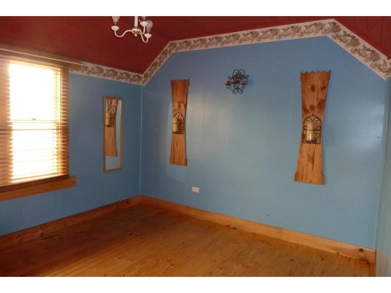 4 Hall Street, Mole Creek TAS 7304