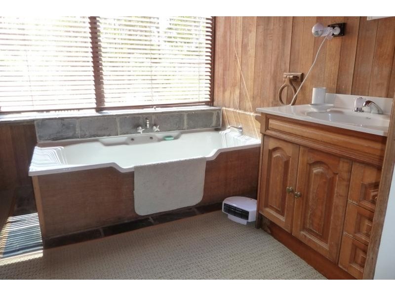 531 Larcombes Road, Reedy Marsh TAS 7304